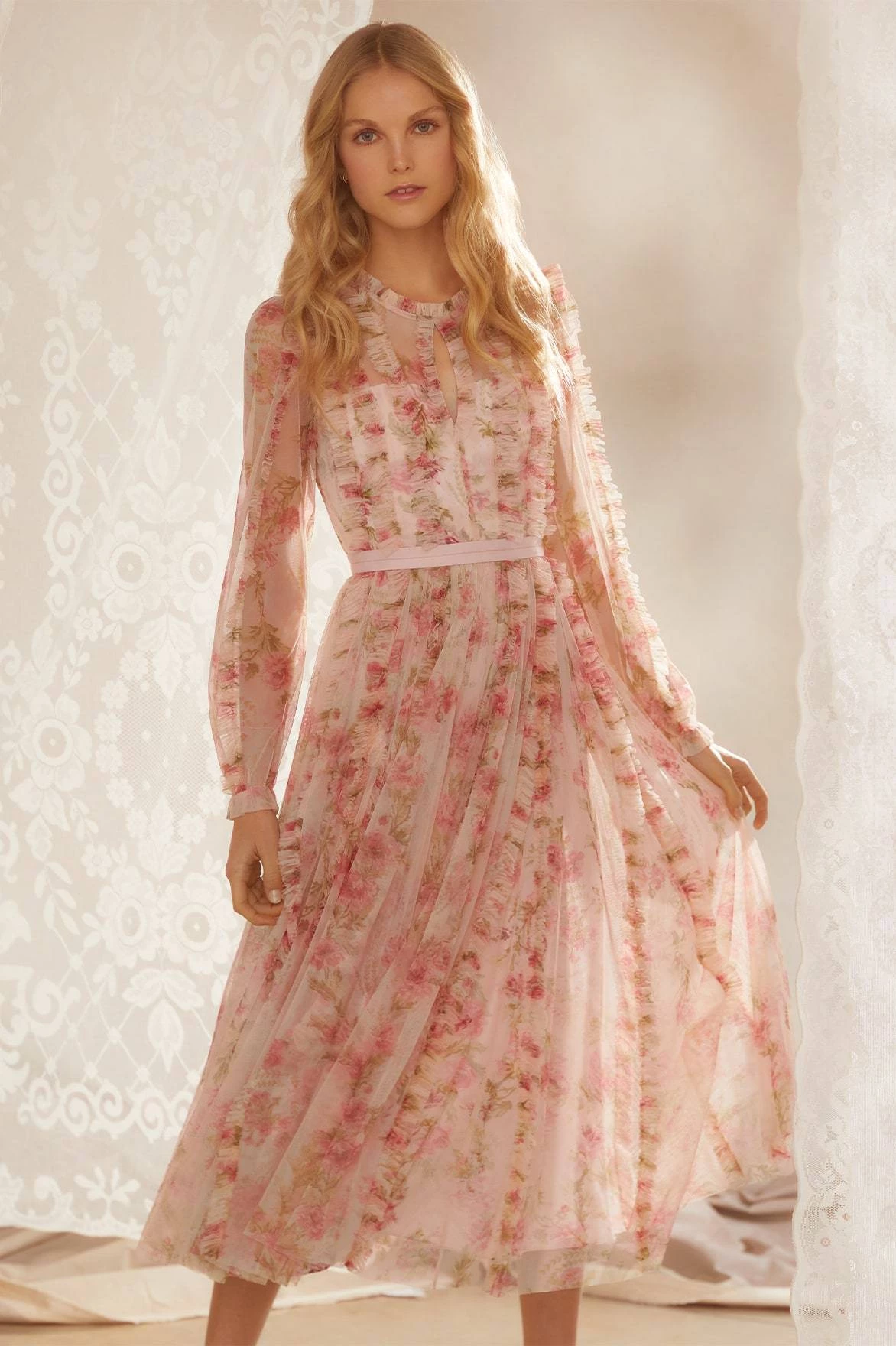 Needle & Thread Holding LTD Waltzing Blooms Garden Round Neck Ballerina Dress 8 Needle & Thread Holding LTD Waltzing Blooms Garden Round Neck Ballerina Dress